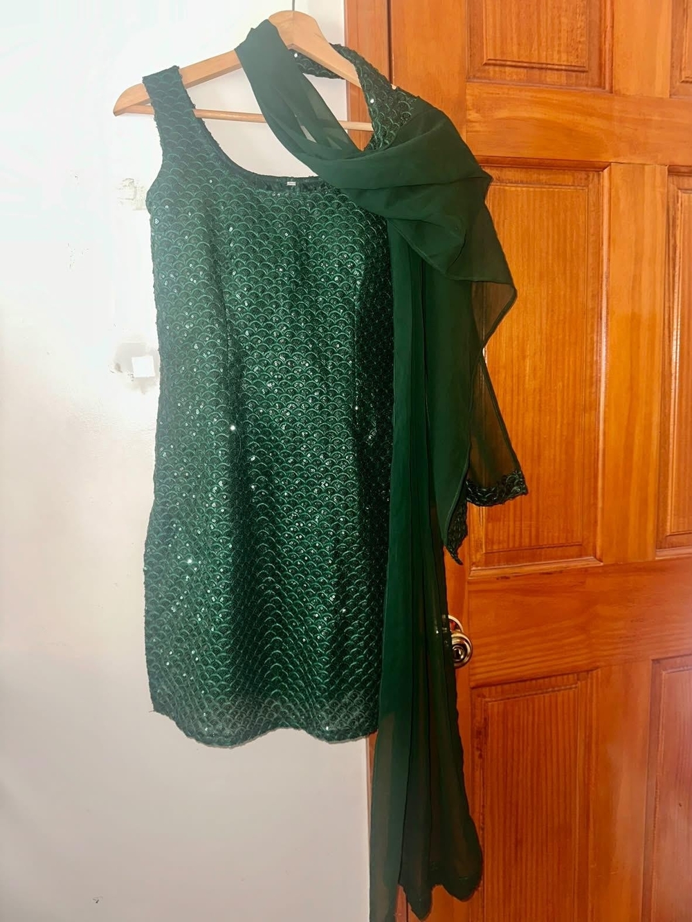 Women Green Sequin Kurta Mini with Chiffon Dupatta